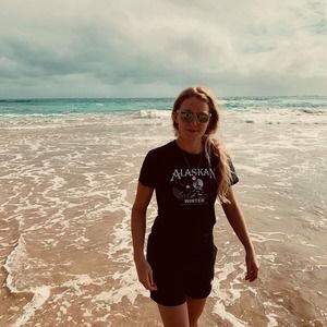 Meet your Posher, Joy